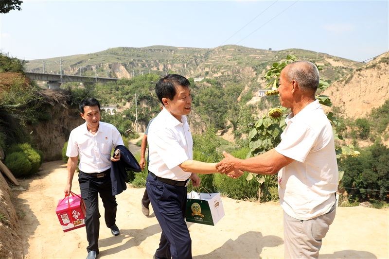 ��˾�I(l��ng)�����Lο����ֱ�ϴ����y�ˆT